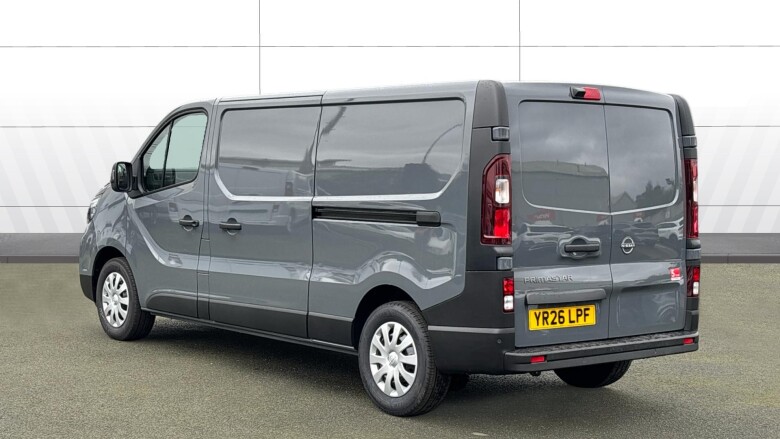 Nissan Primastar 30 L2 Diesel 2.0 dCi 150ps H1 Acenta Van Auto